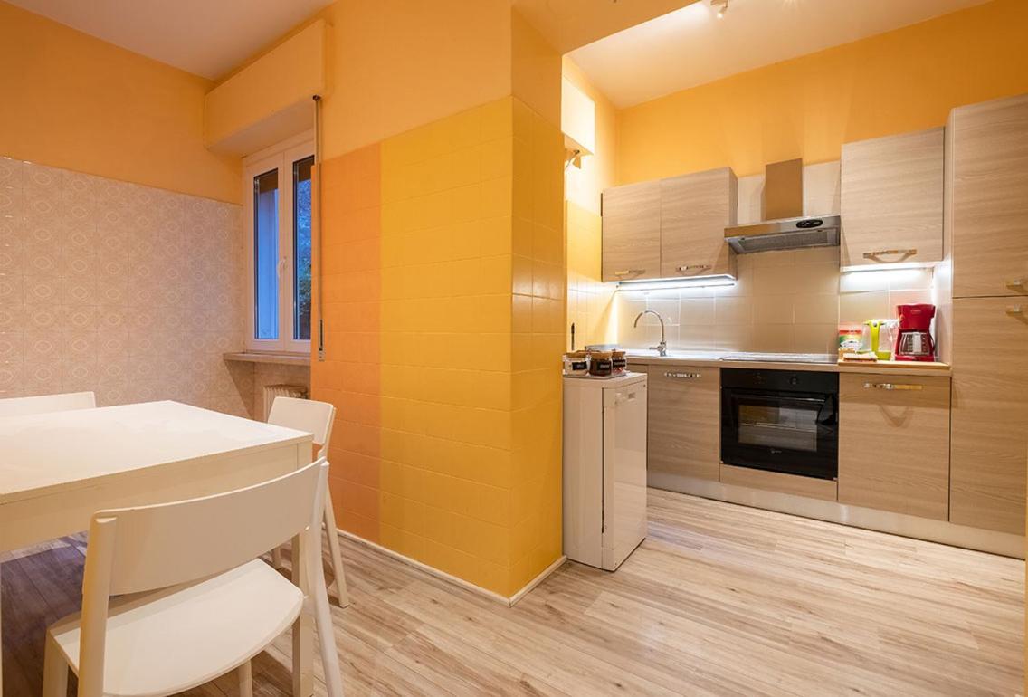 ברנצונה סול גארדה Lake View With Aircon - 5 Minutes From The Beach! מראה חיצוני תמונה